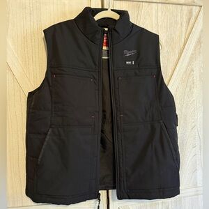 Milwaukee M12 Women's Heated AXIS Vest | L